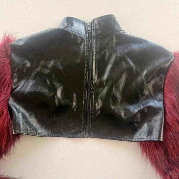 Akira Bolero Wine, Coachella, Boho Glam, Faux Fur, Festival Statement, Size S - Picture 3 of 15